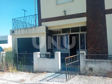 Moradia T2 para Venda em Quinta do Anjo
