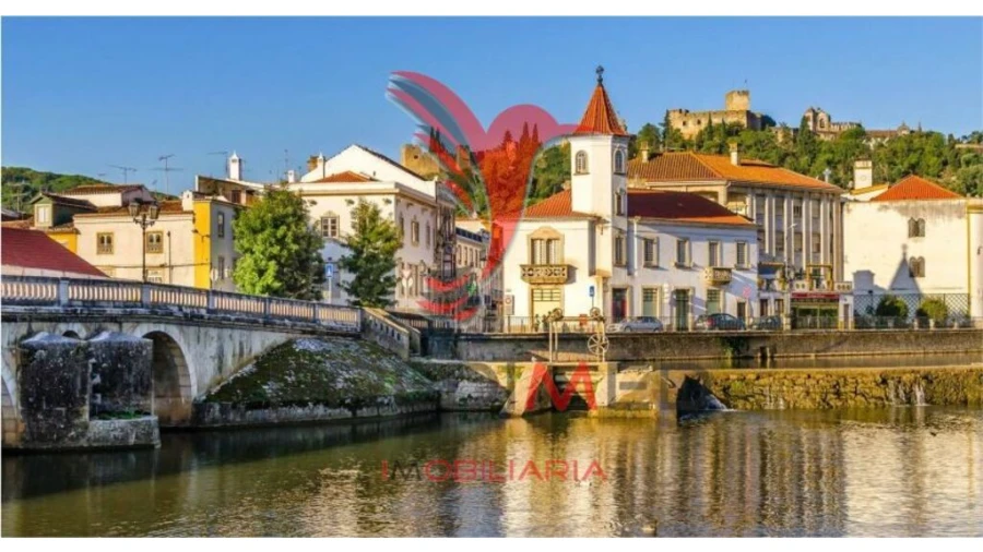 Terreno para Venda em Serra e Junceira Foto 7