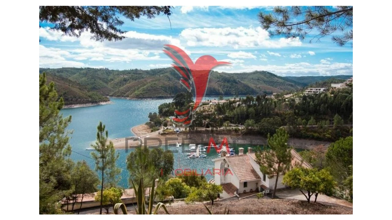 Terreno para Venda em Serra e Junceira Foto 9
