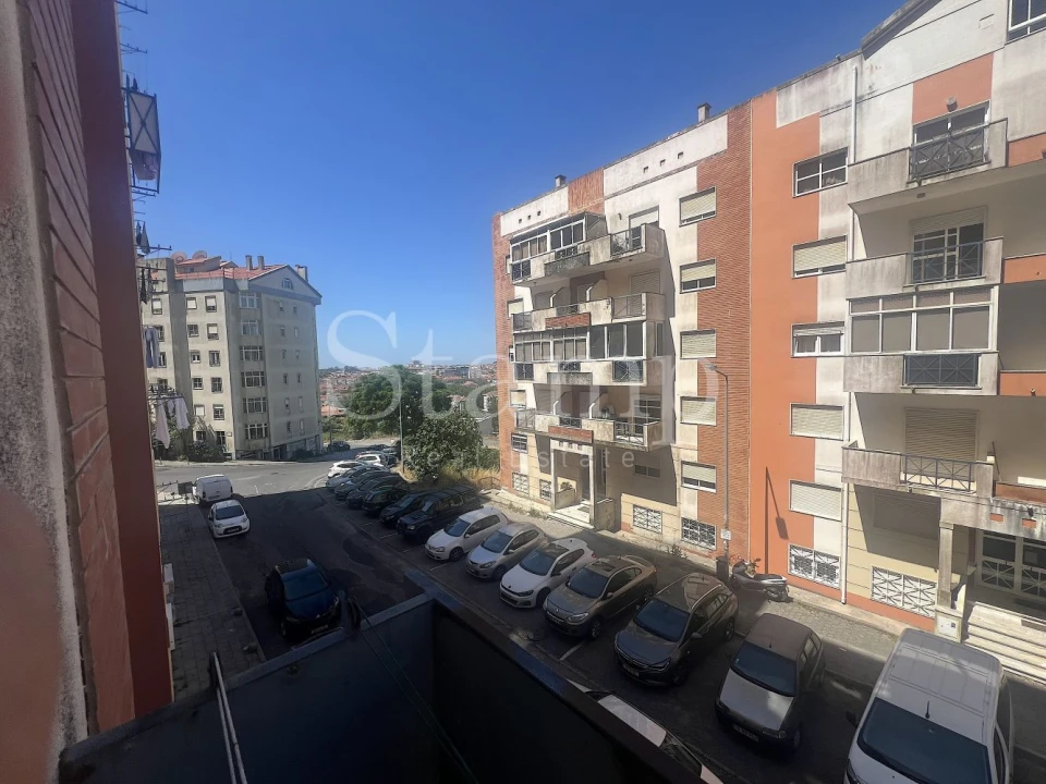 Apartamento T2 para Venda em Algueirão-Mem Martins Foto 20