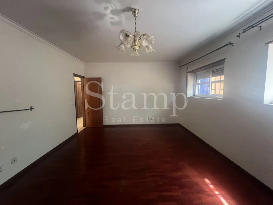 Apartamento T2 para Venda em Algueirão-Mem Martins Foto 14