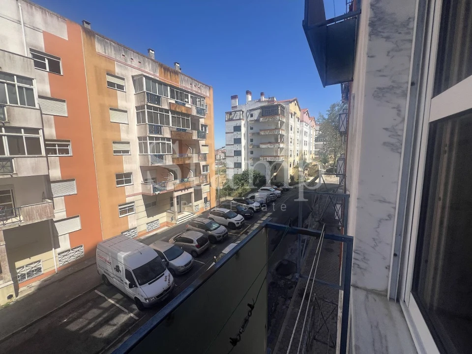 Apartamento T2 para Venda em Algueirão-Mem Martins Foto 21