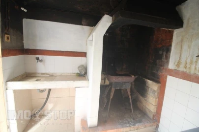 Moradia T2 para Venda em Angeja