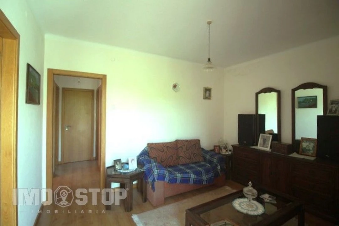 Moradia T2 para Venda em Angeja Foto 4