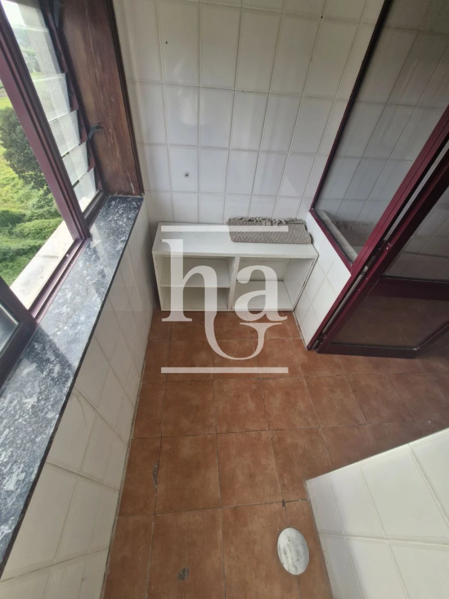 Apartamento T2 para Venda em Fânzeres e São Pedro da Cova Foto 4