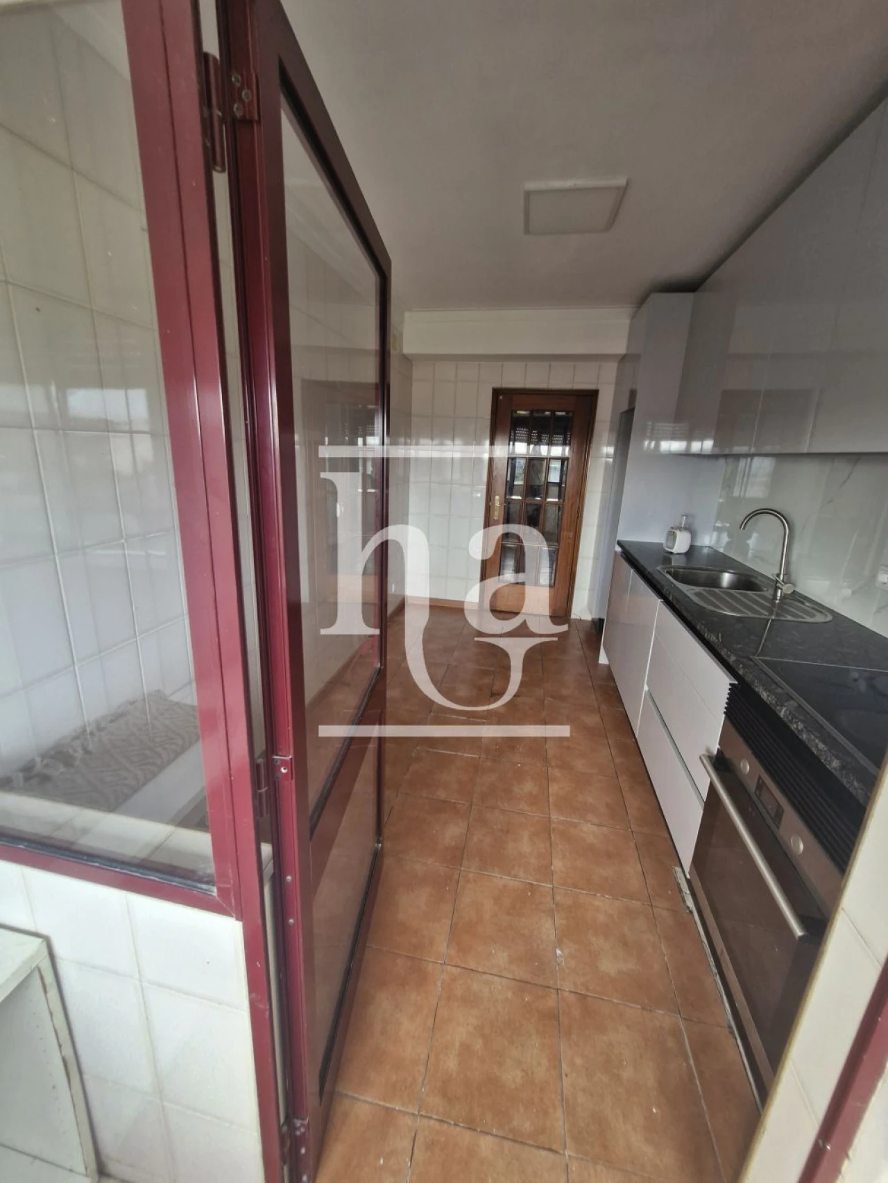 Apartamento T2 para Venda em Fânzeres e São Pedro da Cova Foto 3