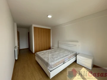Apartamento T2 para Venda em Mafamude e Vilar do Paraíso