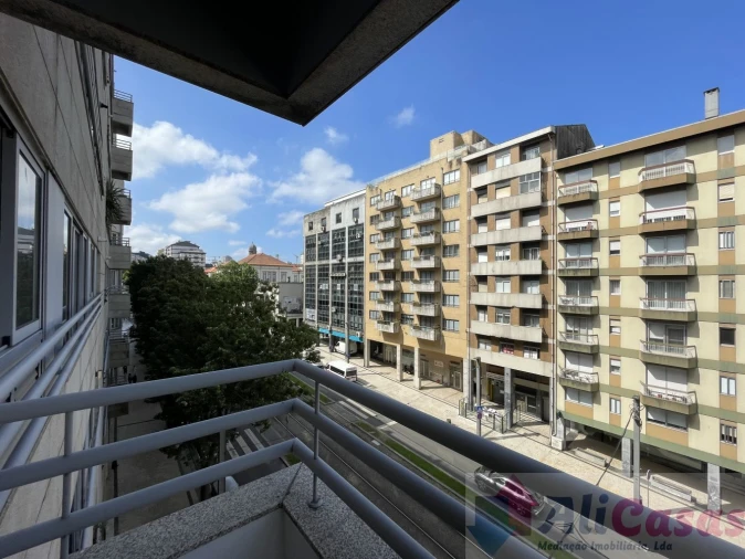 Apartamento T2 para Venda em Mafamude e Vilar do Paraíso Foto 7