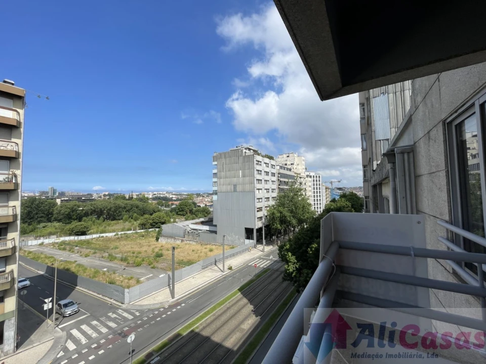 Apartamento T2 para Venda em Mafamude e Vilar do Paraíso Foto 9