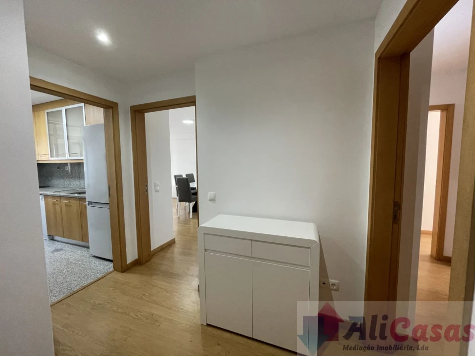 Apartamento T2 para Venda em Mafamude e Vilar do Paraíso Foto 12