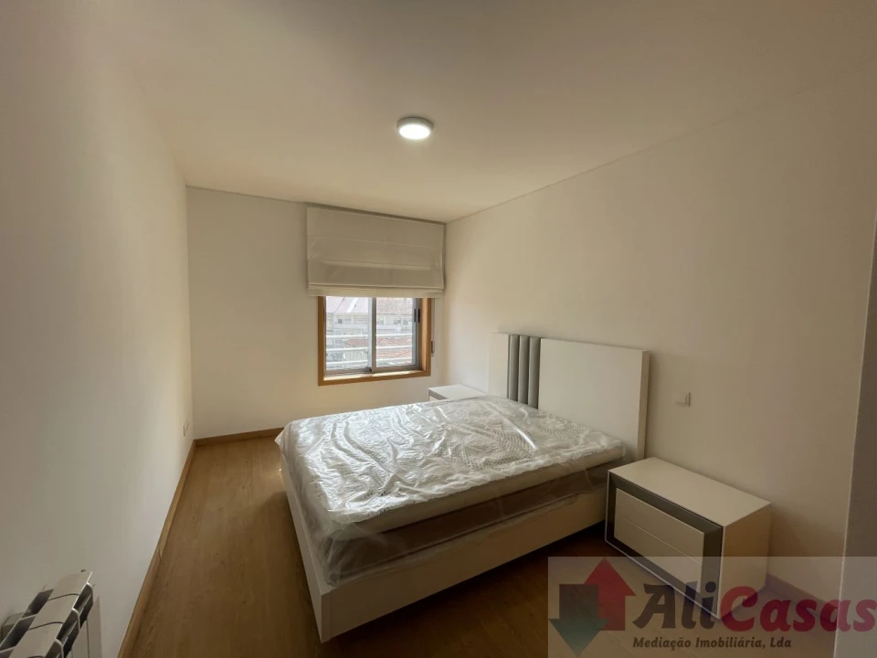 Apartamento T2 para Venda em Mafamude e Vilar do Paraíso Foto 15