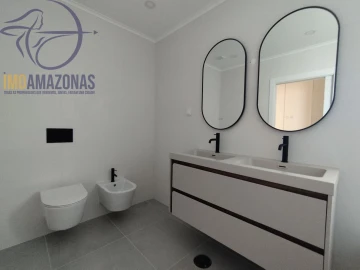 Moradia T3 para Venda em Alcantarilha e Pêra