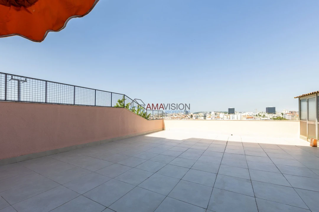 Apartamento T4 para Venda em Penha de França Foto 27