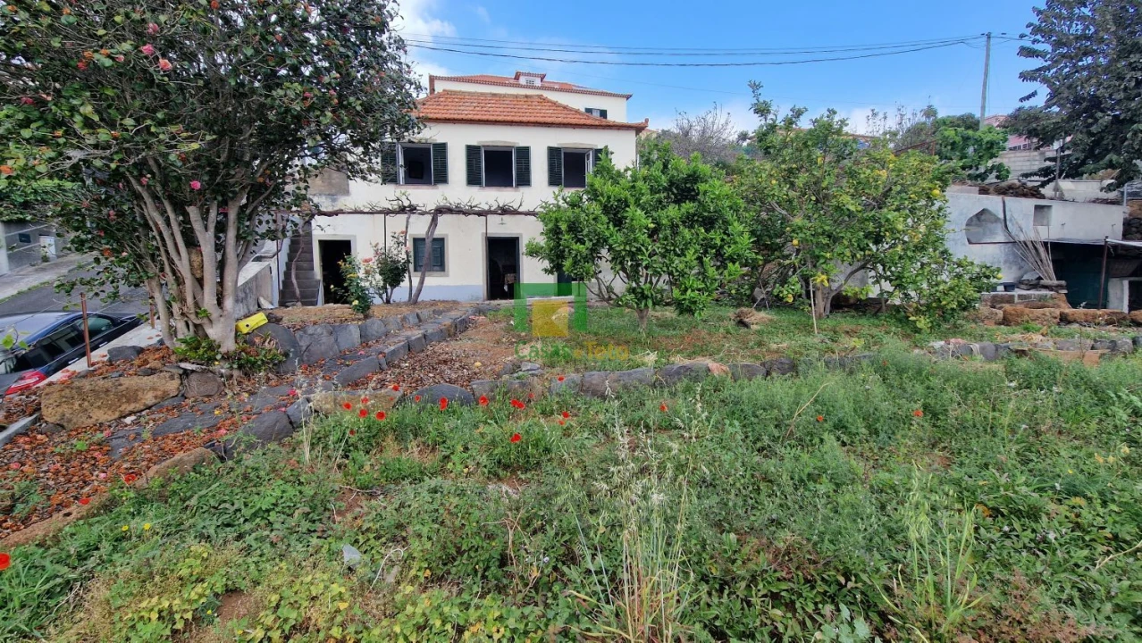 Moradia T3 para Venda em Caniço Foto 1