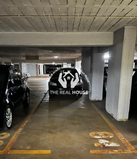 Garagem para Arrendamento em Funchal (Santa Luzia)
