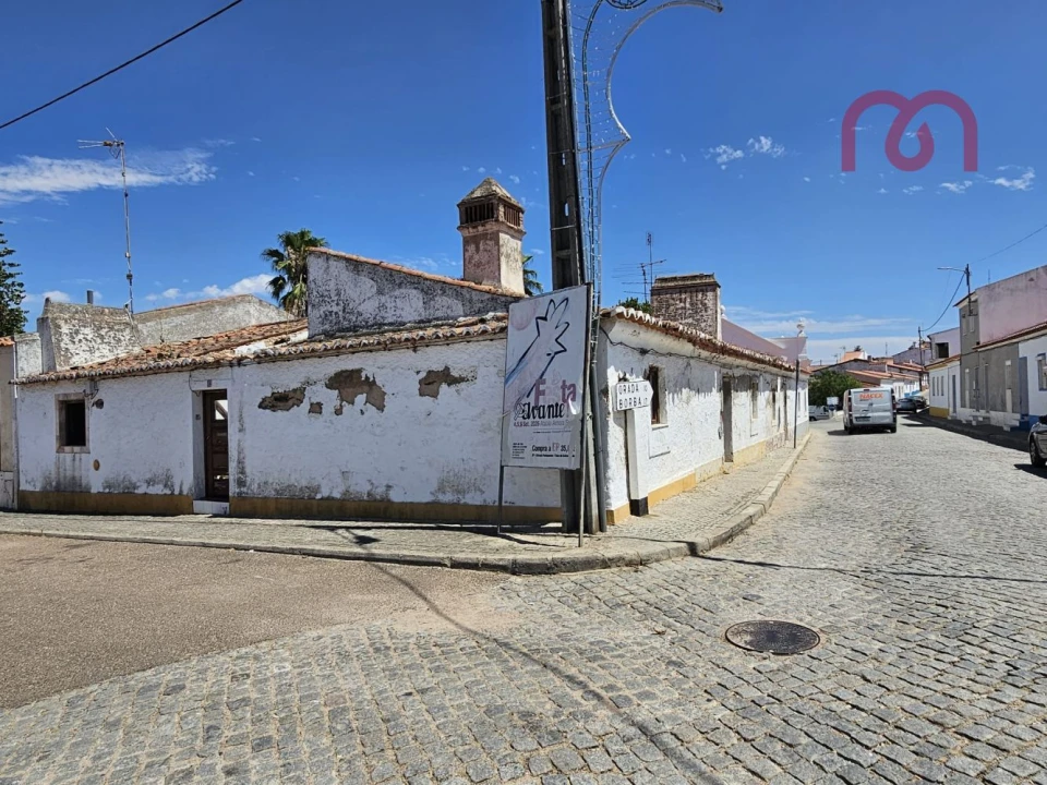 Moradia T3 para Venda em Santo Aleixo Foto 1