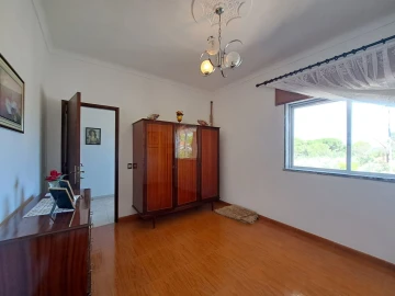 Moradia T6 para Venda em Pego