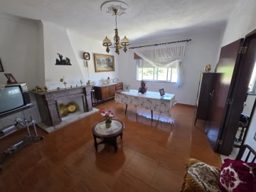 Moradia T6 para Venda em Pego