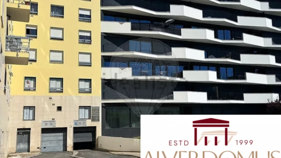 Garagem para Venda em Olivais