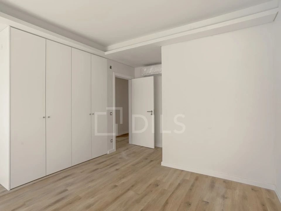Apartamento T3 para Venda em Almada, Cova da Piedade, Pragal e Cacilhas Foto 13