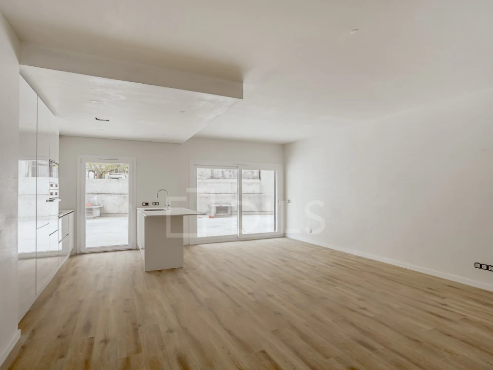 Apartamento T3 para Venda em Almada, Cova da Piedade, Pragal e Cacilhas Foto 15