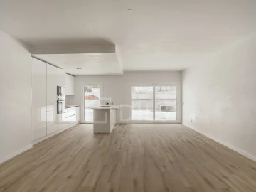 Apartamento T3 para Venda em Almada, Cova da Piedade, Pragal e Cacilhas