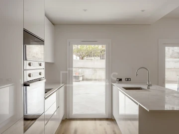 Apartamento T3 para Venda em Almada, Cova da Piedade, Pragal e Cacilhas