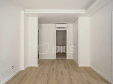 Apartamento T3 para Venda em Almada, Cova da Piedade, Pragal e Cacilhas