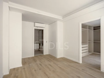 Apartamento T3 para Venda em Almada, Cova da Piedade, Pragal e Cacilhas