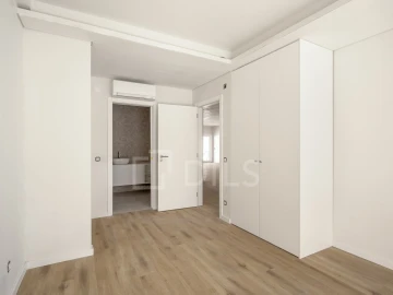 Apartamento T3 para Venda em Almada, Cova da Piedade, Pragal e Cacilhas