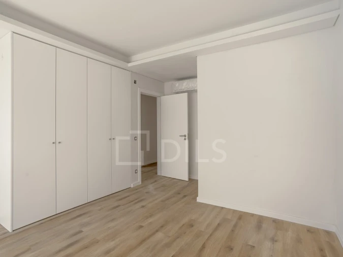 Apartamento T3 para Venda em Almada, Cova da Piedade, Pragal e Cacilhas Foto 13