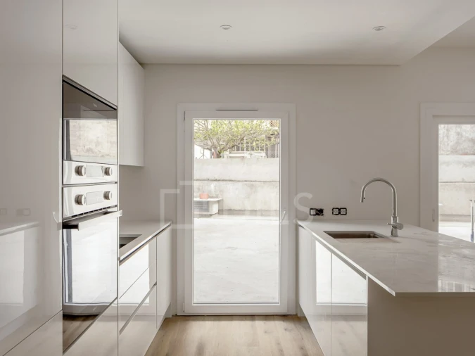 Apartamento T3 para Venda em Almada, Cova da Piedade, Pragal e Cacilhas Foto 20