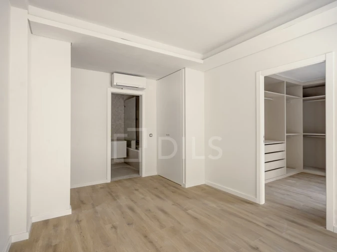 Apartamento T3 para Venda em Almada, Cova da Piedade, Pragal e Cacilhas Foto 31