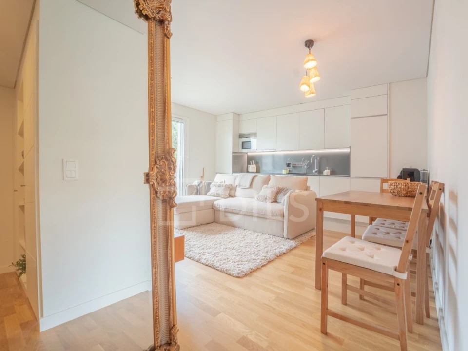 Apartamento T1 para Venda em Lordelo do Ouro e Massarelos Foto 11