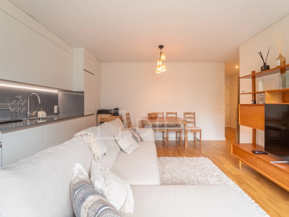 Apartamento T1 para Venda em Lordelo do Ouro e Massarelos Foto 17
