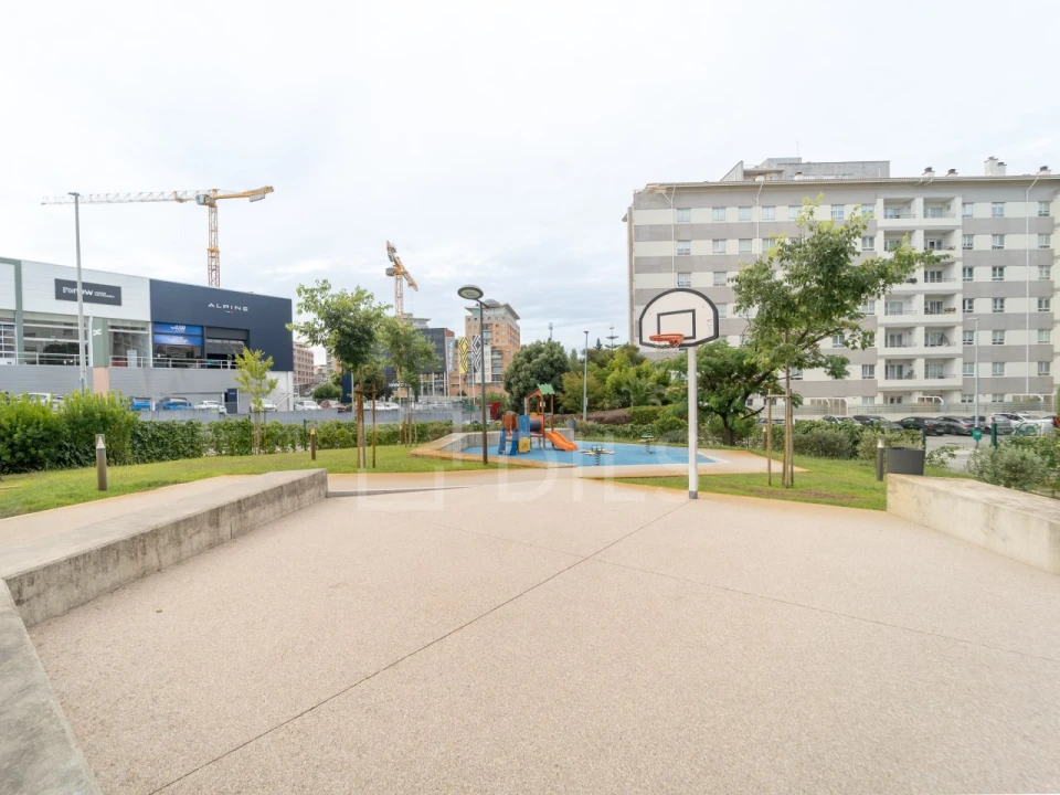 Apartamento T1 para Venda em Lordelo do Ouro e Massarelos Foto 26