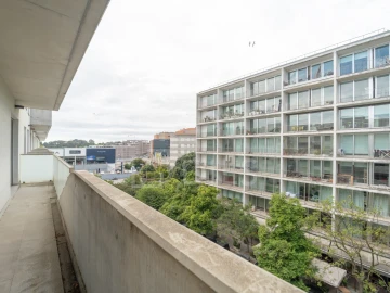 Apartamento T1 para Venda em Lordelo do Ouro e Massarelos