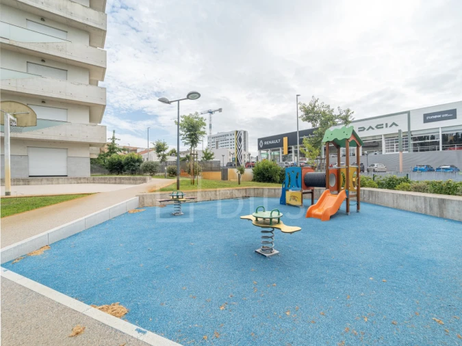 Apartamento T1 para Venda em Lordelo do Ouro e Massarelos Foto 27