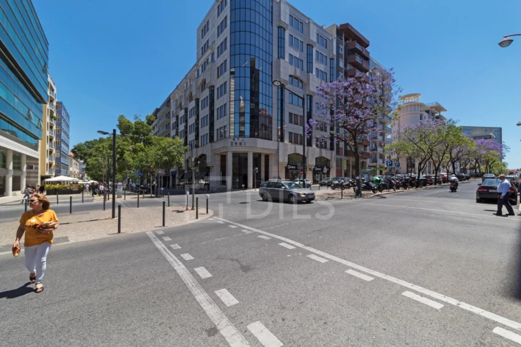 Apartamento T1 para Venda em Arroios Foto 16
