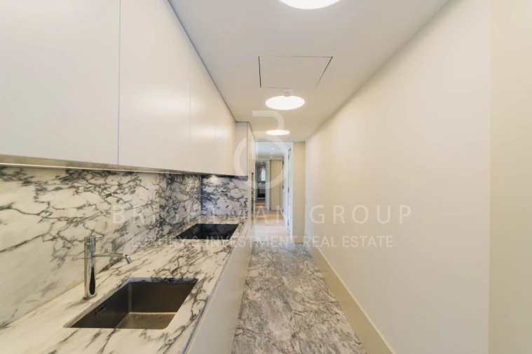 Apartamento T3 para Venda em Misericórdia Foto 10