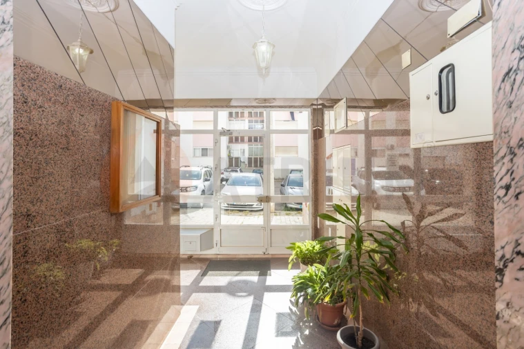 Apartamento T2 para Venda em Setubal (São Sebastião) Foto 30