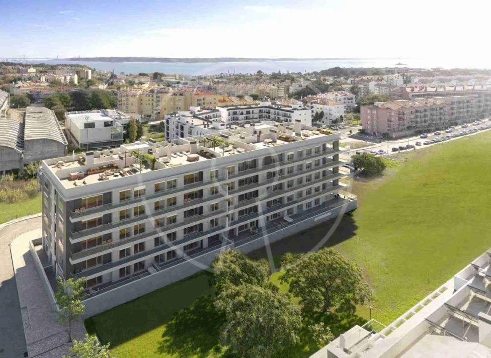Apartamento T3 para Venda em Carcavelos e Parede Foto 1