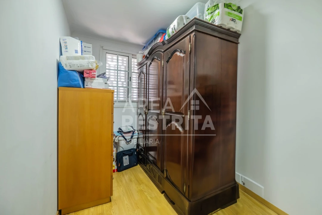 Moradia T4 para Venda em Fernao Ferro Foto 11