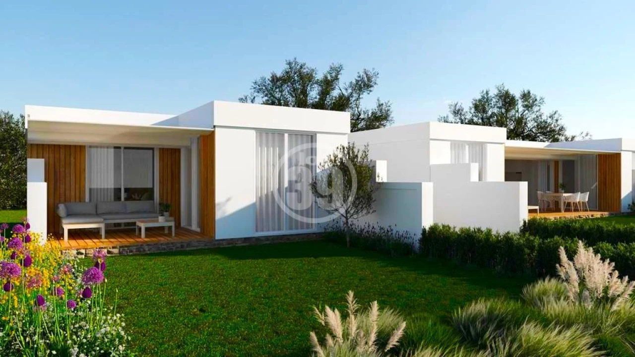 Moradia T2 para Venda em Monchique Foto 1