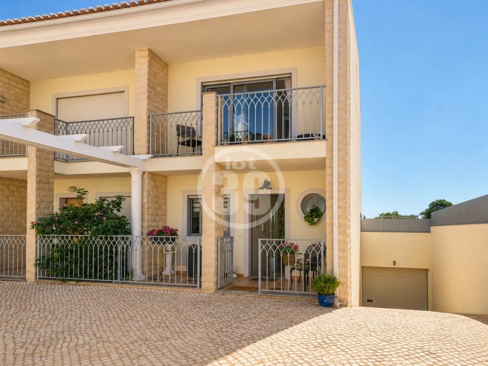 Moradia T3 para Venda em Albufeira e Olhos de Água Foto 4