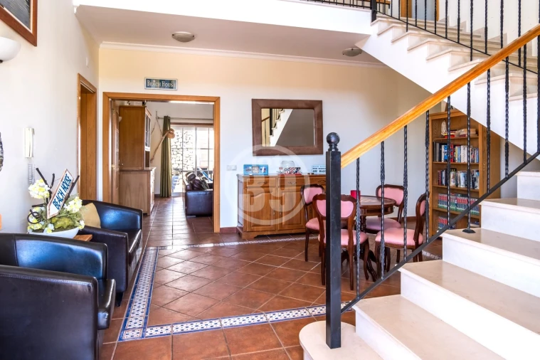 Moradia T4 para Venda em Albufeira e Olhos de Água Foto 3