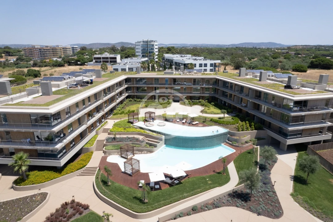 Apartamento T2 para Venda em Quarteira Foto 2