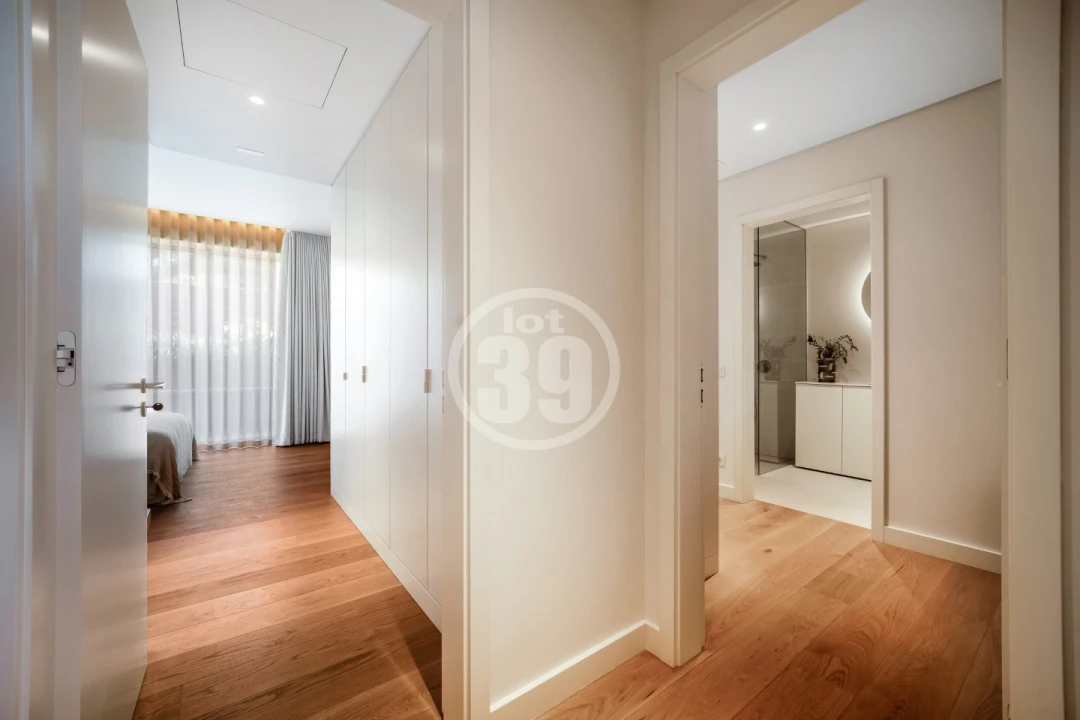 Apartamento T2 para Venda em Quarteira Foto 31
