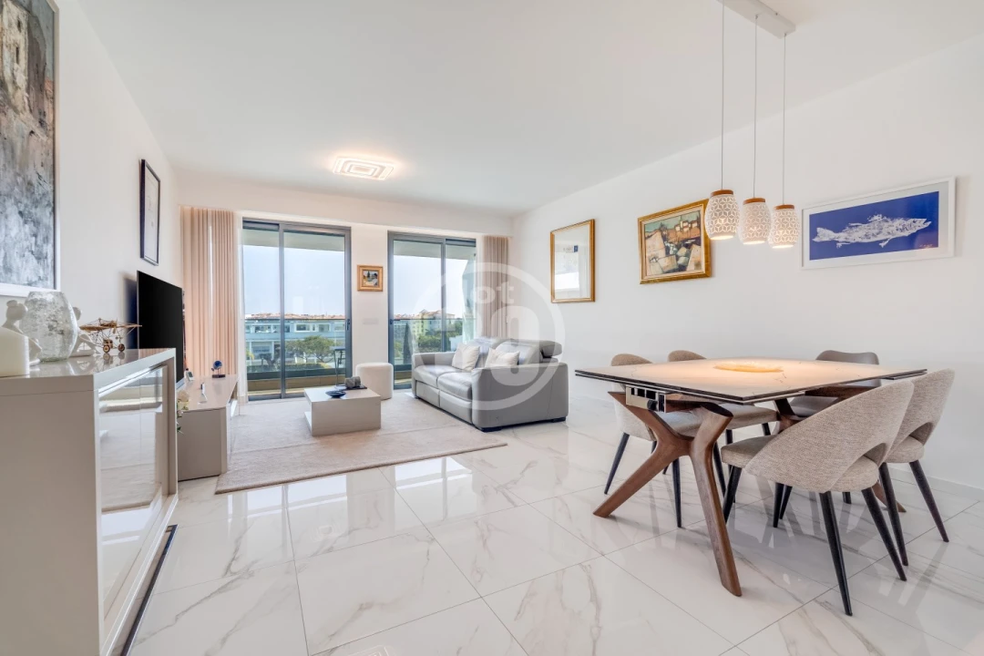 Apartamento T2 para Venda em Albufeira e Olhos de Água Foto 3