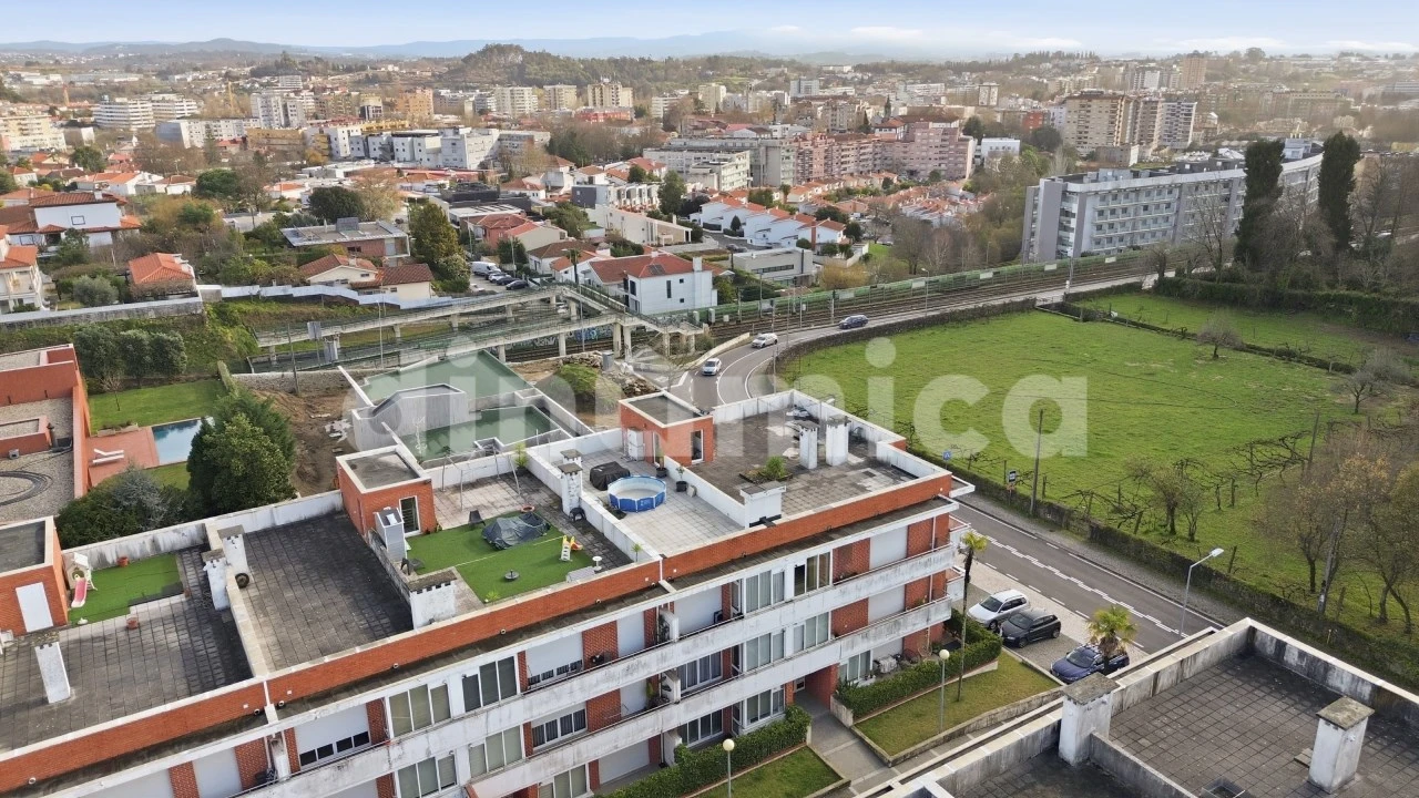 Apartamento T4 para Venda em Vila Nova de Famalicão e Calendário Foto 26